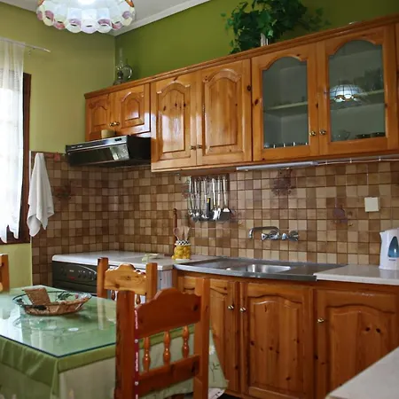 Dimitra ניקיאנה